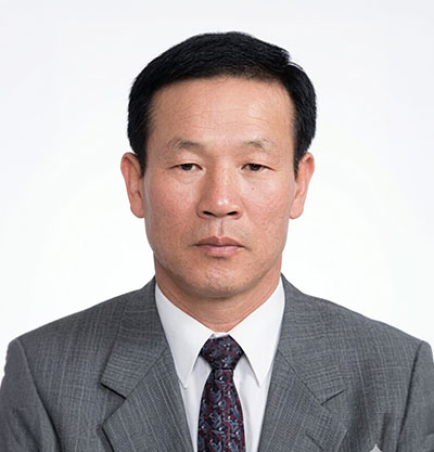 정 용 장로